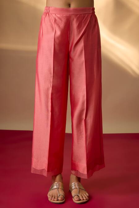 The Aarya_Peach Chanderi, Organza Embroidery, Zari V-neck Zardozi Kurta Set _Online_at_Aza_Fashions