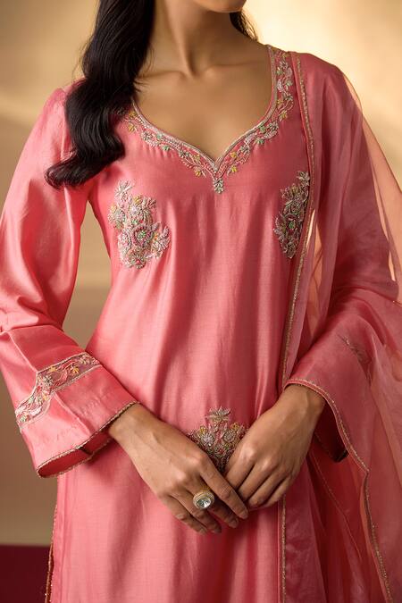 Shop_The Aarya_Coral Chanderi, Organza Embroidery, Zari V-neck Zardozi Kurta Set _Online_at_Aza_Fashions