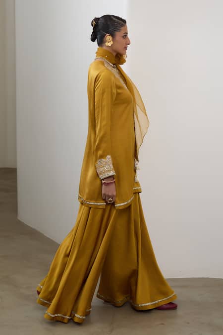 Sheela Suthar_Mustard Silk, Organza Embroidery, Sequins Split V-neck Badla Kurta Sharara Set _Online_at_Aza_Fashions
