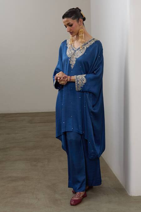 Sheela Suthar_Blue Silk Embroidery, Sequins, Metallic Thread V-neck Kaftan And Pant Set _Online_at_Aza_Fashions