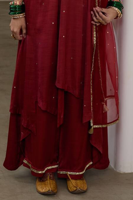 Buy_Sheela Suthar_Red Silk, Organza Embroidery, Sequins, Zari Round Neck Asymmetric Anarkali Set _Online_at_Aza_Fashions