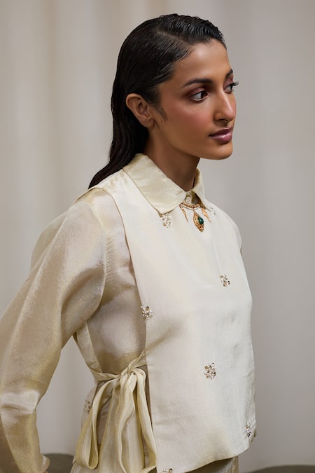 Buy_Sheela Suthar_Ivory Tissue Beads, Pearls, Embroidery Collared, Round Bib Jacket And Pant Set 
