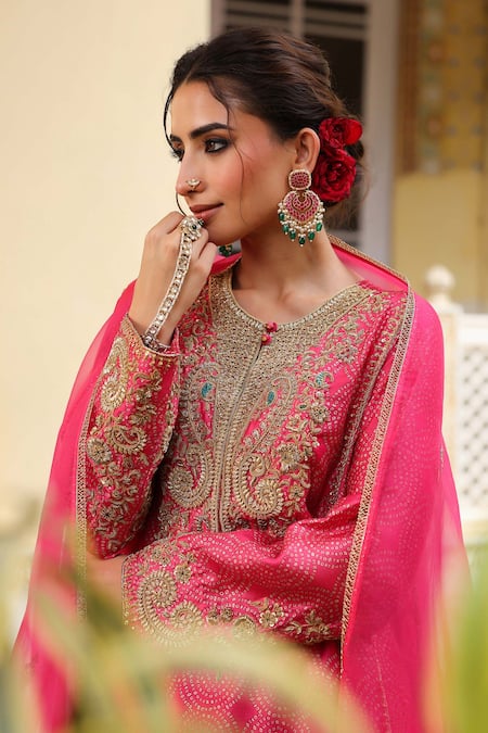 Label Niti Bothra_Pink Embroidery, Zari, Stones Mandarin Collar, Printed Pheran Short Kurta Set _Online_at_Aza_Fashions