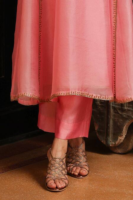 Label Niti Bothra_Pink Organza Embroidery, Sequins, Zari Split Pakhi Yoke Pheran Long Kurta Set _Online_at_Aza_Fashions