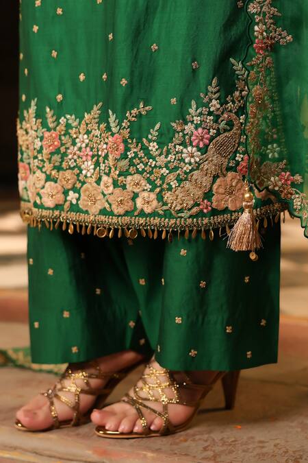 Shop_Label Niti Bothra_Green Silk, Organza Applique, Embroidery, Zari, Stones Round Mayur Kurta Set _Online_at_Aza_Fashions