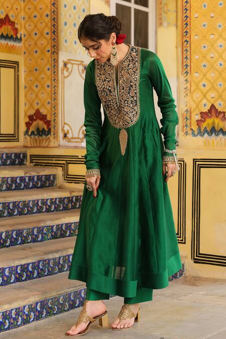 Label Niti Bothra_Green Silk, Chanderi, Organza Embroidery, Sequins, Zari Anarkali Set _Online_at_Aza_Fashions