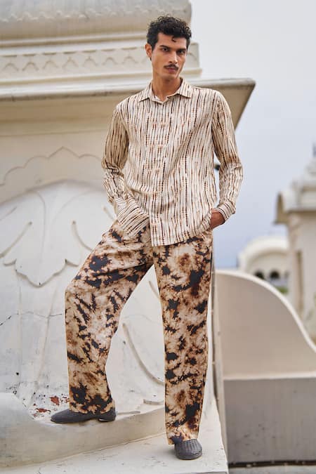 Dash And Dot Brown Viscose Tie-dye Straight-fit Trouser Online at Aza Fashions Dash And Dot_Brown Viscose Tie-dye Straight-fit Trouser _Online_at_Aza_Fashions