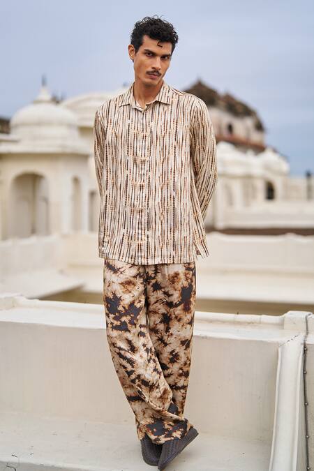 Buy Dash And Dot Brown Viscose Tie-dye Straight-fit Trouser Online at Aza Fashions Buy_Dash And Dot_Brown Viscose Tie-dye Straight-fit Trouser _Online_at_Aza_Fashions