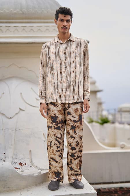 Shop Dash And Dot Brown Viscose Tie-dye Straight-fit Trouser Online at Aza Fashions Shop_Dash And Dot_Brown Viscose Tie-dye Straight-fit Trouser _Online_at_Aza_Fashions