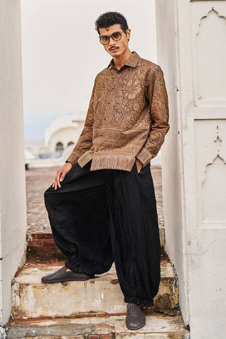 Buy Dash And Dot Black Viscose Crushed Crinkled Pant Online at Aza Fashions Buy_Dash And Dot_Black Viscose Crushed Crinkled Pant _Online_at_Aza_Fashions