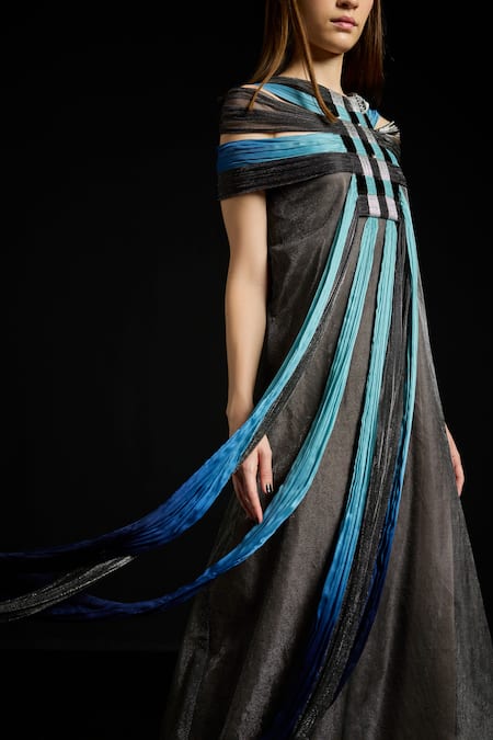 Akhl_Charcoal Chiffon, Tulle Round Neck Interwoven Yoke Metallic Kaftan Dress _Online_at_Aza_Fashions