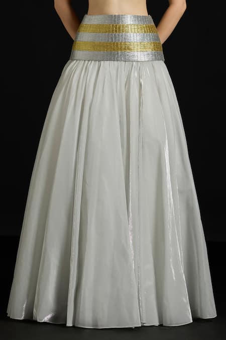 Buy_Akhl_Gold Tulle, Polyamide Metallic Thread, Embroidery V-neck Zari Striped Skirt Set _Online_at_Aza_Fashions