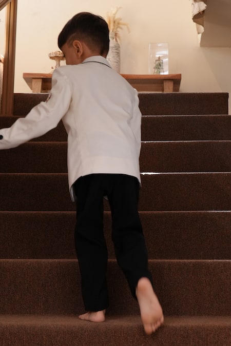 Funny Bones Clothings Avenger Mode Blazer Set 