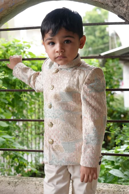 Buy_Funny Bones Clothings_Cream Velvet Embroidery, Studs Deer Jodhpuri Set 