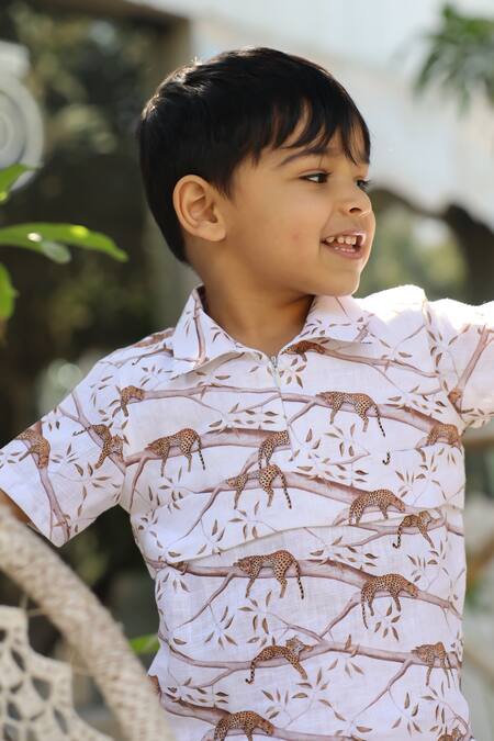 Shop_Funny Bones Clothings_White Linen The Mystic Felines Print Shorts Set 