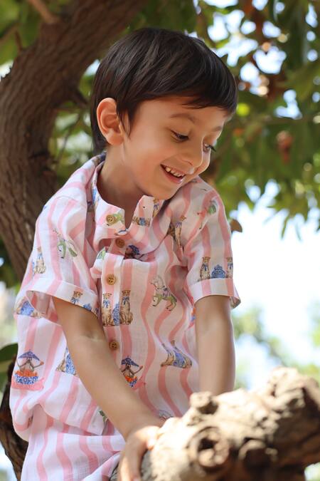 Buy_Funny Bones Clothings_Multi Color Linen The Sultans Tapestary Print Shorts Set 