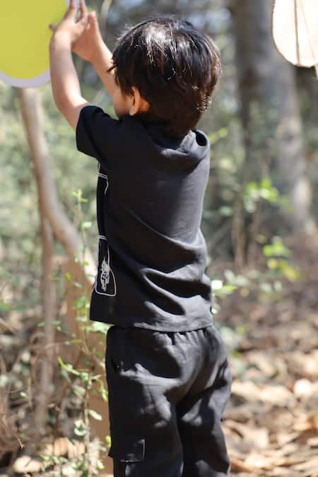 Funny Bones Clothings The Imperial Stars Linen Shirt With Trouser 