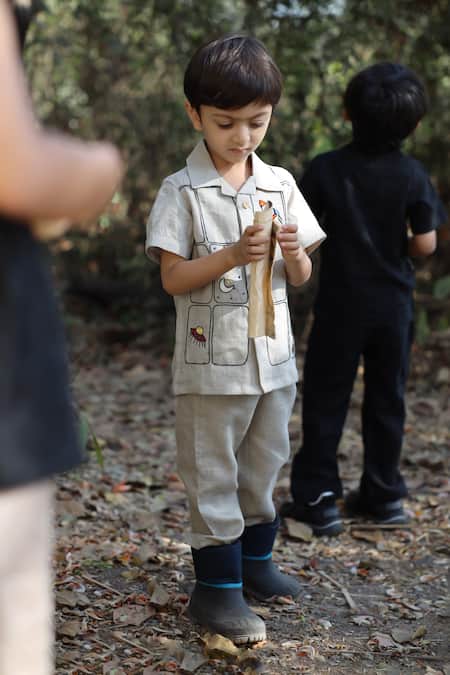 Funny Bones Clothings The Imperial Stars Linen Shirt With Trouser 