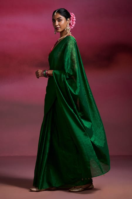 Buy_Dressfolk_Emerald Green Tissue Beads Tanu Handloom Saree With Running Blouse _Online_at_Aza_Fashions