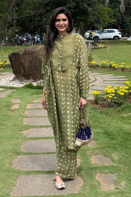 Buy_JAYATI GOENKA_Green Silk, Collared Heena Block Print Kaftan Set 