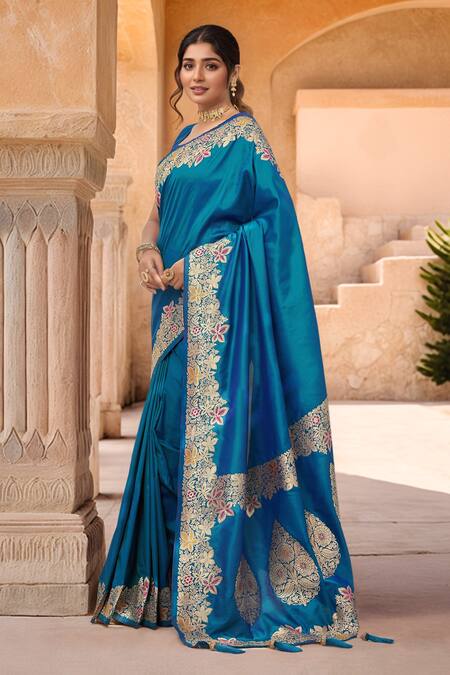 Buy_Samyukta Singhania_Blue Brocade, Silk Zari, Tassels Sweetheart Neck Bloom Pattern Saree With Blouse 