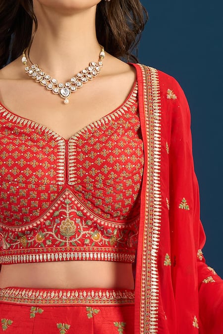 Samyukta Singhania_Orange Silk, Net Embroidery, Zari Leaf Neck Zardozi Bridal Lehenga Set _Online_at_Aza_Fashions