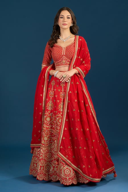 Samyukta Singhania Zardozi Embroidered Bridal Lehenga Set 