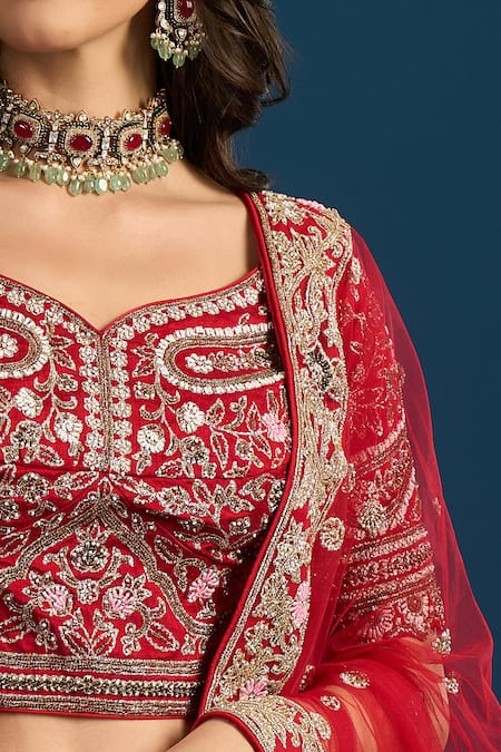 Samyukta Singhania_Red Dupion, Net Zari, Embroidery Leaf Neck Bridal Lehenga Set _Online_at_Aza_Fashions