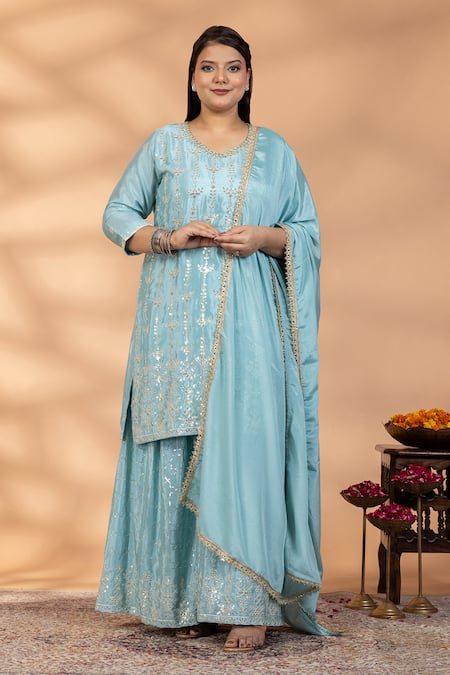 Mamicha Embroidered Kurta Set 
