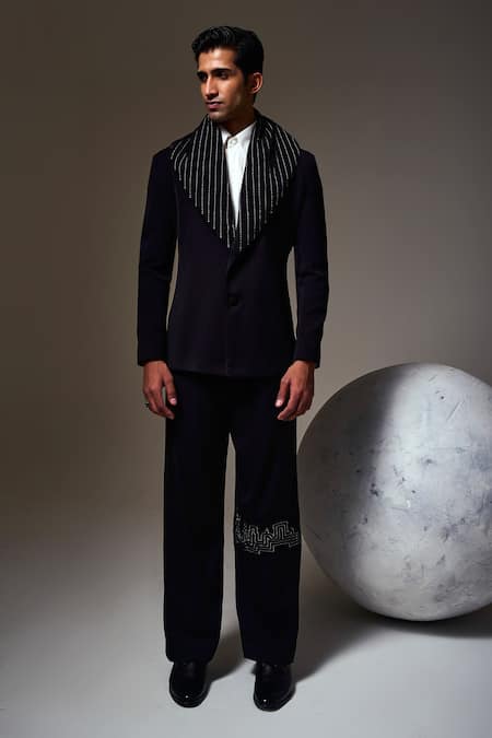 Orthodox Refined Lineage Embroidered Blazer 