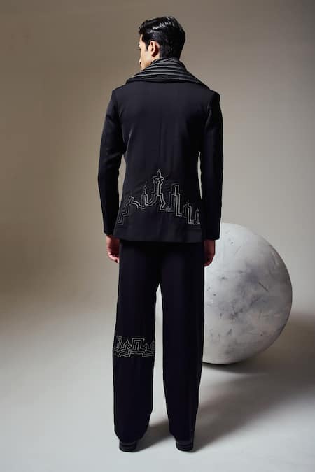 Orthodox Refined Lineage Embroidered Blazer 