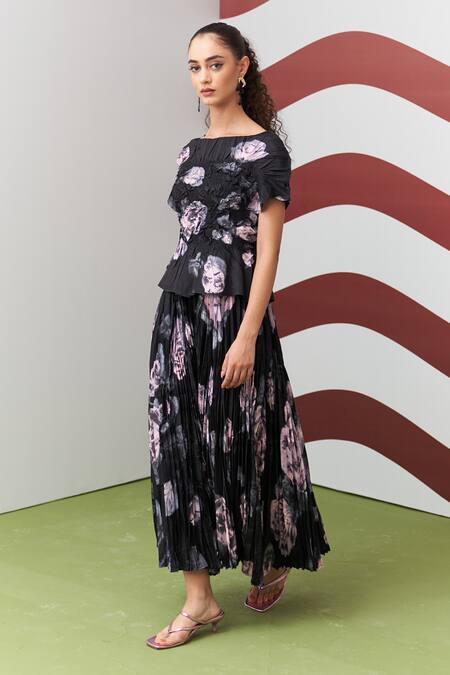 Pleats By Aruni_Black Crepe, Polyester Boat Neck Jasmin Printed Top And Skirt Set _Online_at_Aza_Fashions