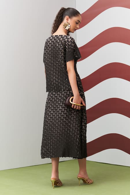 Pleats By Aruni Beige Black Alto Pleated Skirt Set 