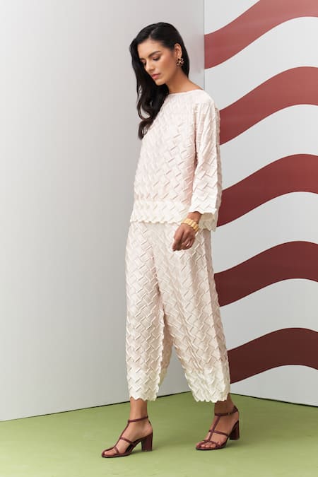 Buy_Pleats By Aruni_Ivory Crepe, Satin Boat Neck Chibas 3d Pleated Top And Pant Set _Online_at_Aza_Fashions