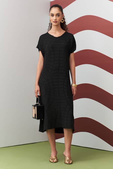 Pleats By Aruni Black Willia Textured Dress 