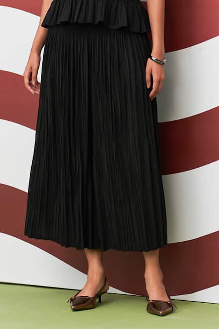 Buy_Pleats By Aruni_Black Crepe Pearls, Stones Boat Neck Weava Crushed Top And Culotte Pant Set _Online_at_Aza_Fashions