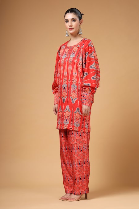 Shop_Gazab by Miku Kumar_Red Silk, Crepe Round Neck Ruhani Printed Kaftan With Palazzo _Online_at_Aza_Fashions