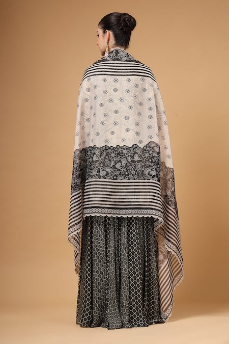 Gazab by Miku Kumar Chandni Printed Kurta Set 