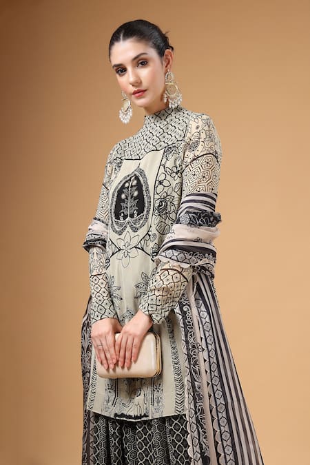 Gazab by Miku Kumar_Black Georgette, Organza Embroidery Mandarin Collar Chandni Printed Kurta Set _at_Aza_Fashions