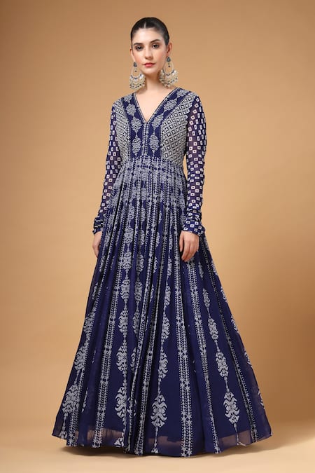 Buy_Gazab by Miku Kumar_Navy Georgette, Organza Embroidery V-neck Qurbat Printed Anarkali With Dupatta 