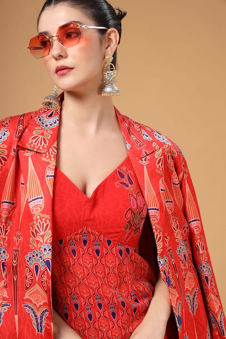 Buy_Gazab by Miku Kumar_Red Silk, Crepe, Georgette V-neck, Collared Sabr Printed Dress With Jacket 