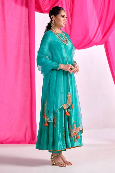 Shop_Almaari By Pooja Patel_Green Silk, Organza Gota Patti, Embroidery, Tassels Round Rangraag Anarkali Set 
