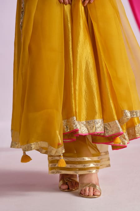 Buy_Almaari By Pooja Patel_Yellow Silk, Shantoon, Organza Embroidery, Gota Patti, Rangmehal Anarkali Set _Online_at_Aza_Fashions
