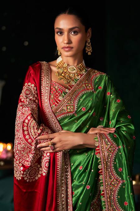 Buy_Almaari By Pooja Patel_Green Silk Beads, Mirrors, Metallic Thread, Bansuri Saree With Blouse _Online_at_Aza_Fashions