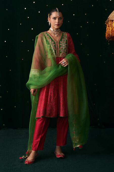 Buy_Almaari By Pooja Patel_Red Silk, Shantoon, Organza Embroidery, Mirrors, Gota Pakhawaj Printed Kurta Set _Online_at_Aza_Fashions