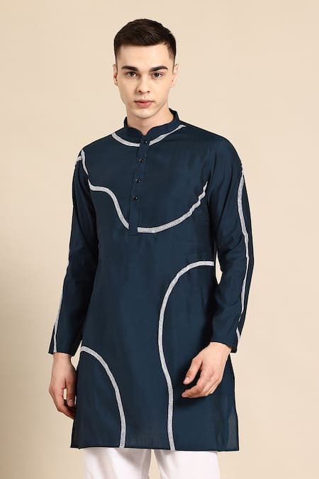 Sayisha Embroidered Kurta 
