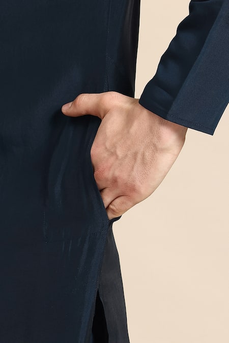 Sayisha_Navy Silk, Crepe Embroidery Abstract Kantha Kurta _at_Aza_Fashions