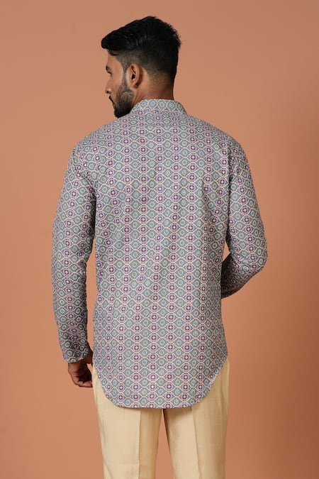 Sayisha Ethnic Motifs Self Design Thread Work Kurta 