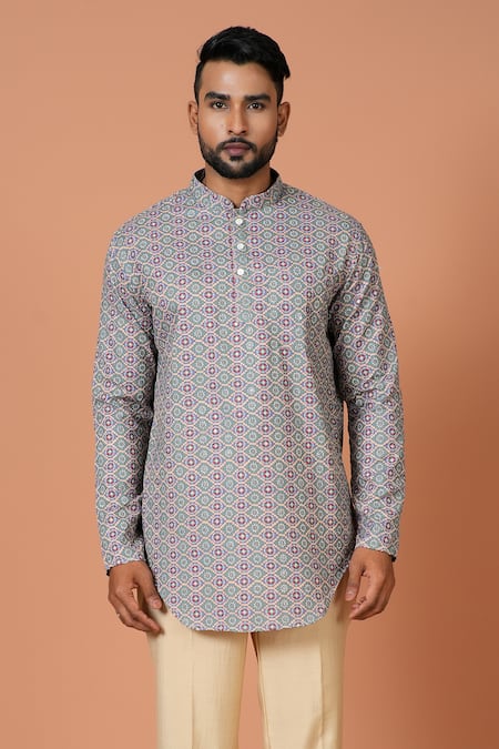 Sayisha Ethnic Motifs Self Design Thread Work Kurta 