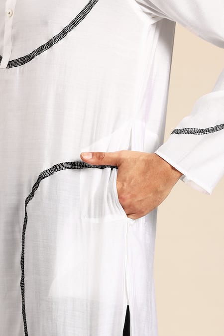 Buy_Sayisha_White Cotton Embroidery, Metallic Thread Abstract Kurta _Online_at_Aza_Fashions